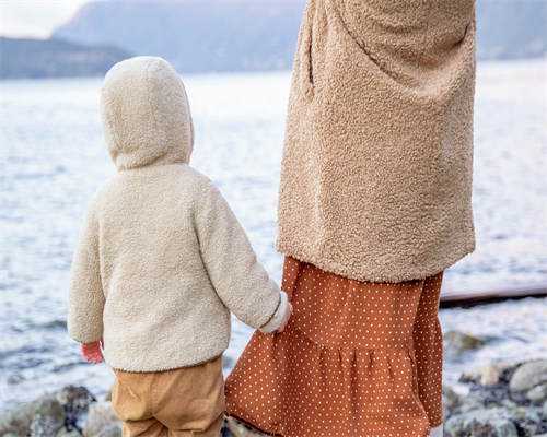 济南三代试管助孕医院排名及费用指南，包生男孩解析